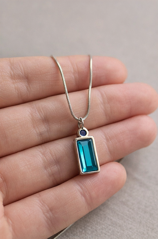 Saivanyas Teal Emerald Cut Pendant Necklace – Minimal Silver Daily Wear Chain for Girls & Women